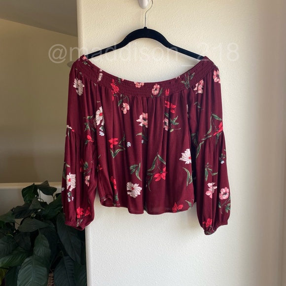 HOLLISTER Off the Shoulder Ballon Sleeve Crop Top Floral Small - Picture 2 of 6